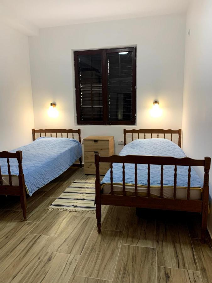 Apartment Senka Tivat Exterior foto